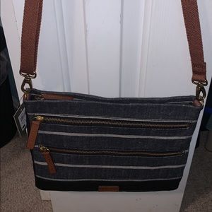Fossil crossbody with tags